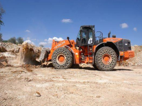 Hitachi ZW550-5 al lavoro in Germania