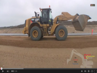 Video: Cat 962K e New Holland F106.7A al lavoro in Danimarca