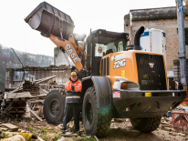 CASE 721G al lavoro nell'antica cartiera di Montefeltro