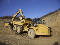 Video Caterpillar: dumper articolati 735C, 740C EJ e 745C