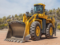 Komatsu Europe presenta la pala gommata WA800-8