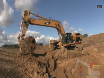 Video: Cat 365 LME, Cat D6T e Hydrema 922 in azione