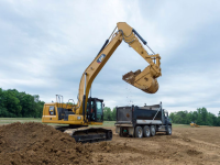 La nuova generazione CAT® 330 E 330 GC. Escavatori con maggiore efficienza e costi di esercizio inferiori.
