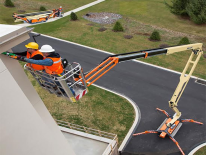 X15JPlus entra nella famiglia dei compact crawler JLG