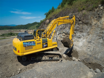 Komatsu HB36LC-3: un ibrido da 36 tonnellate