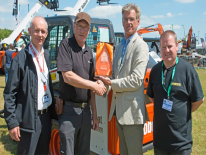 Doosan vince il “Best Operator Award” durante il Plantworx 2015